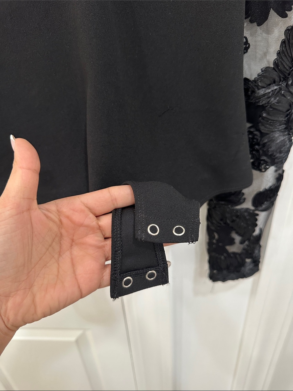 Express Black V-Neck Bodysuit with Embroidered Sheer Puff Sleeves - Picture 3 of 5